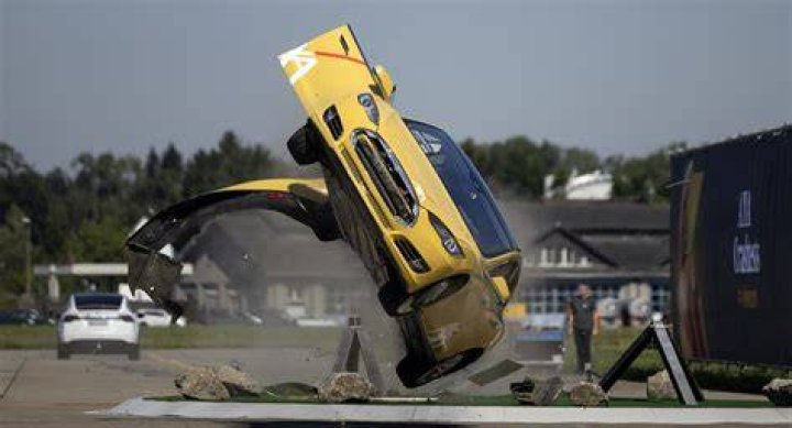 Crashing's main cover